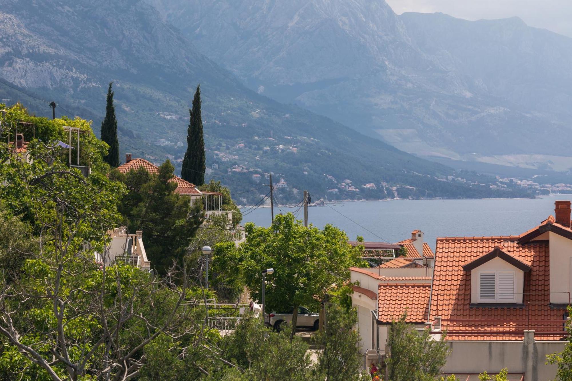 Apartments With A Parking Space Pisak, Omis - 5975 Exteriér fotografie